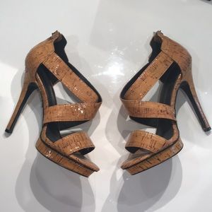 Rock &Republic Lauren strapped sandals in natural cork size 10